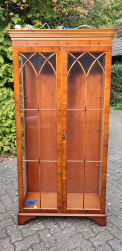 Holzvitrine braun glastüren - holzvitrine,