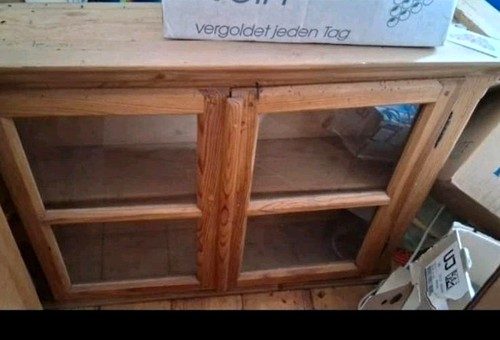 Hängeschränkchen antik